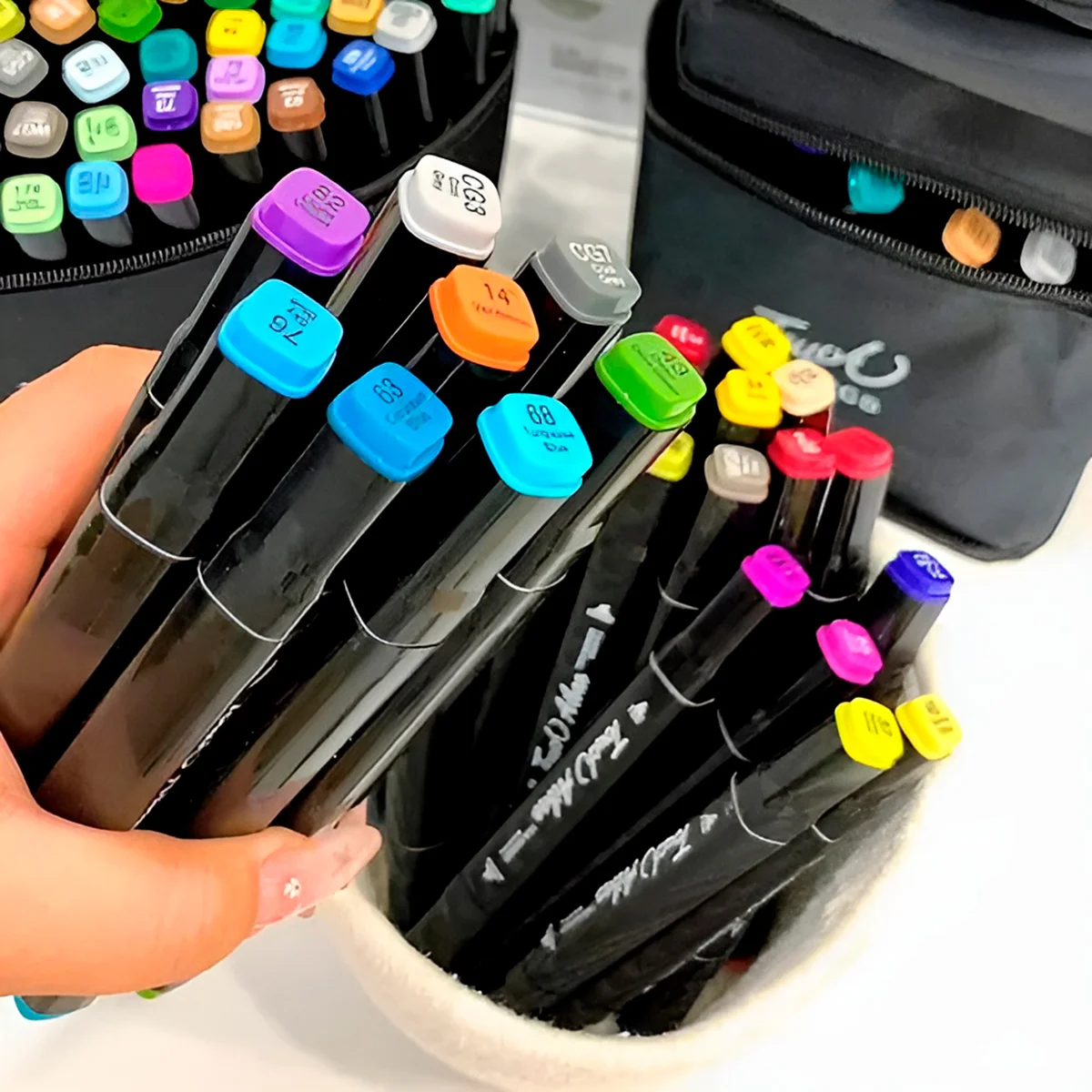 Kit 36 Canetinhas Coloridas Touch 36 Cores Com Ponta Dupla e Estojo - Image 2
